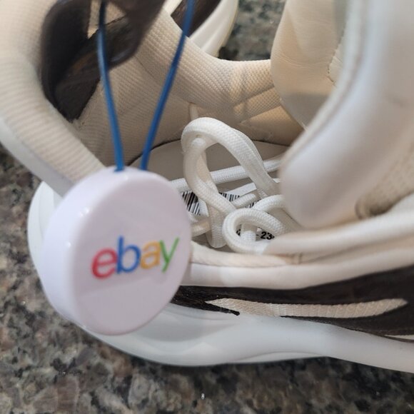 ** Louis Vuitton** LV Archlight Monogram Sneakers** 40 with Authentication - Picture 16 of 16